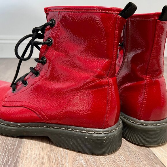 womens red boots - Picture 4 of 5